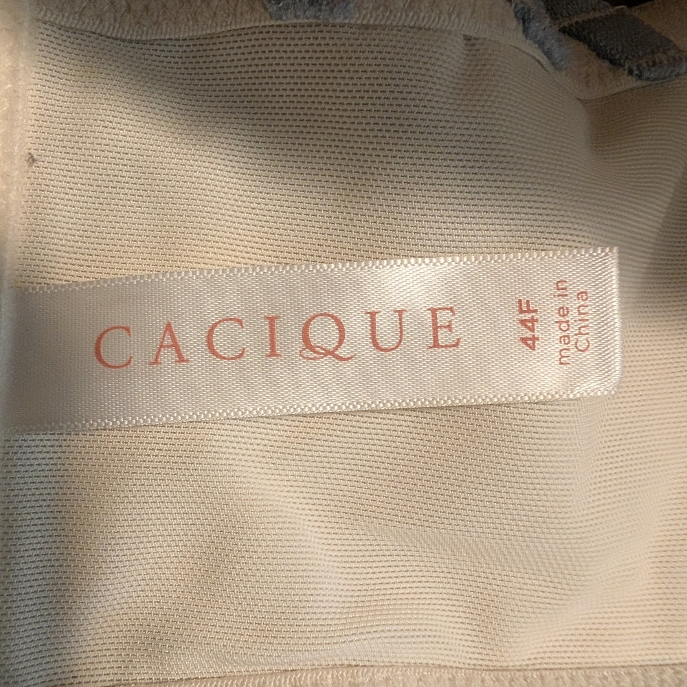 Cacique Cream Star Pattern Bra - Picture 3 of 3